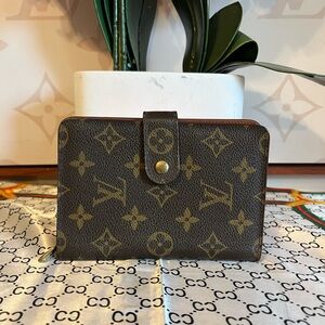 Louis Vuitton Brown Monogram Card Holder